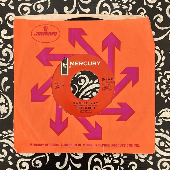 Vintage Rod Stewart 45 rpm “Maggie May/Reason to Believe” - Picture 3 of 3